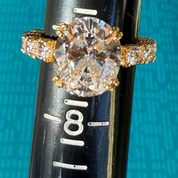 Vintage Judith Ripka Oval Cut Diamonique Engagement Ring (RARE) - Picture 2 of 10